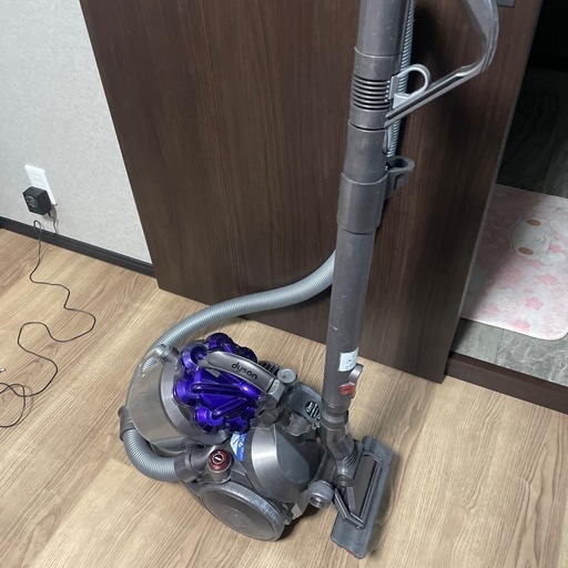 ダイソン　ハイパワー掃除機