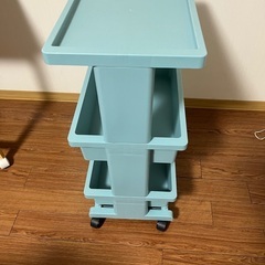 おしゃれな収納ワゴンの画像