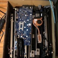 （売約済）完全ジャンクノートPC部品無料で差し上げます。段ボール...
