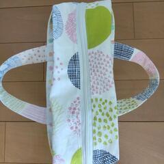 【ハンドメイド】おむつバッグ ポーチ 持ち手、Dカン付きの画像
