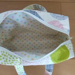 【ハンドメイド】おむつバッグ ポーチ 持ち手、Dカン付きの画像