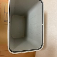 ゴミ箱　ボックス
の画像