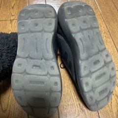 adidasスニーカー25センチ の画像