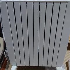 デロンギ TDD0915W オイルヒーター 9枚フィンの画像