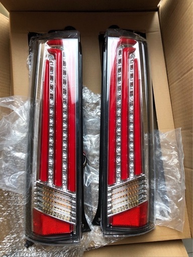 【値下げ‼️】DA64W フルLEDテールランプ