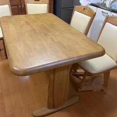 食卓用テーブル