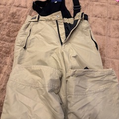 スノボウエアの画像