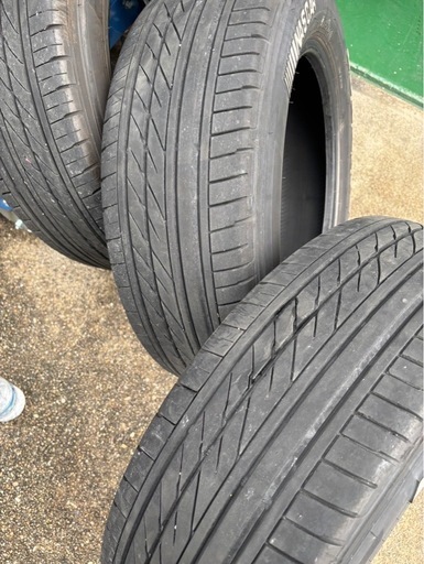 【取引中】中古サマータイヤ  215/60/R17C
