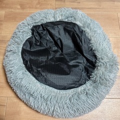 新品同様　ふわふわペットベット　グレーの画像