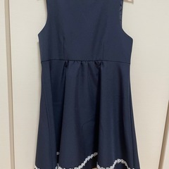 卒園式の服と靴のセットの画像