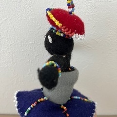 アフリカ　フェルトとビーズの人形の画像