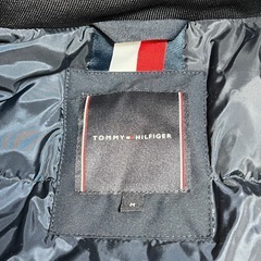 【美品】TOMMY HILFIGERのパデッドパーカーコートの画像
