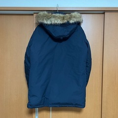 【美品】TOMMY HILFIGERのパデッドパーカーコートの画像