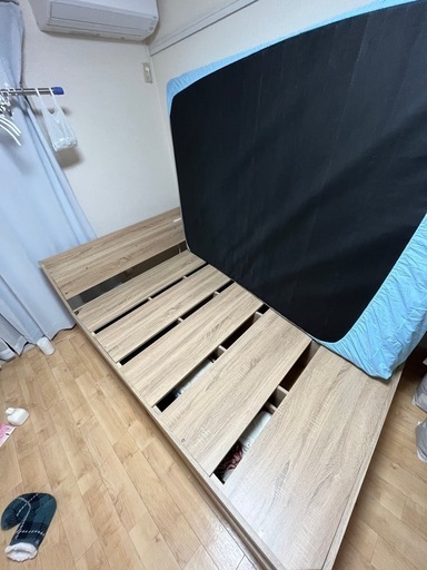 ダブルベッド