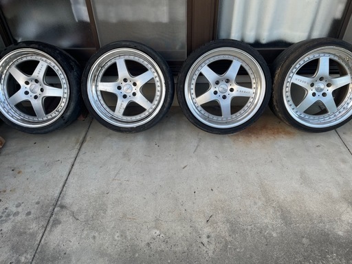 K-BREAK19インチ・トラフィックスター19インチ