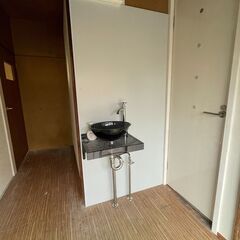 銚子市長塚町　貸し倉庫・事務所（B棟 2号室）【敷金・礼金なし】【光熱費・水道代無料】【仲介手数料無料】 − 千葉県