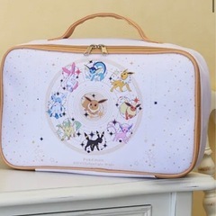 ポケットモンスタープレミアムハンドバッグの画像