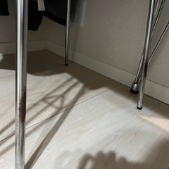 ダイニングテーブル(クーボ3 70 MBR/SI) +ダイニングチェア (クーボ3 PVC BK) 2脚の画像