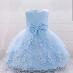 ふわふわ水色ドレス👗💎