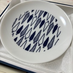 献血　皿の画像