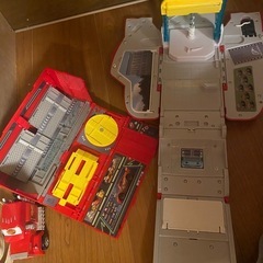 カーズ　トミカ
の画像