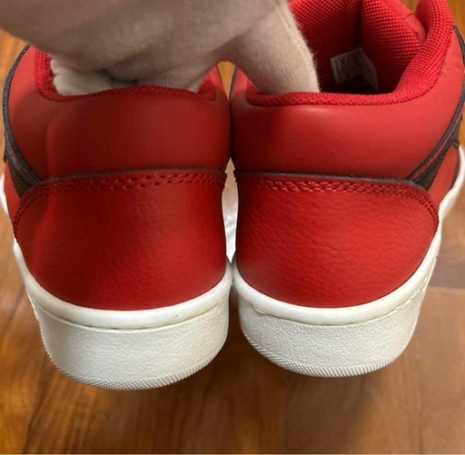 新品未使用　VANS ハイカットスニーカー レッド