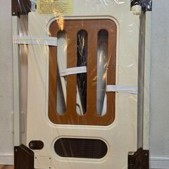 【新品・未使用】ベビーゲートの画像