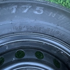 ハイエース タイヤホイールセットの画像