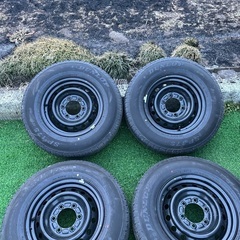 ハイエース タイヤホイールセットの画像