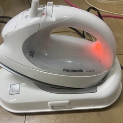 中古美品 Panasonic パナソニック コードレススチームア...