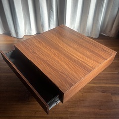 収納家具　インテリアの画像