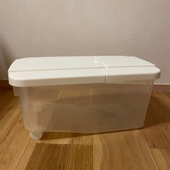 米びつ　キャスター付き　5kg用