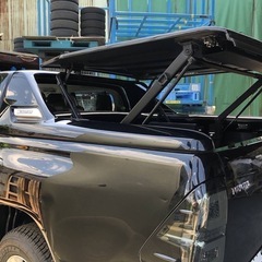 【黒色】ハイラックス　キャリーボーイ　電動　自動　トノカバー