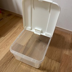 米びつ　キャスター付き　5kg用の画像