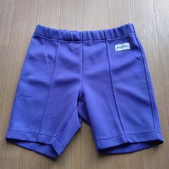 クォーターパンツ　ハーフパンツ　120？　コクヨサクラ