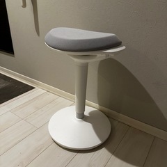 スタンディングチェアの画像