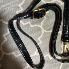 バッグの肩がけベルトの画像