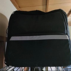 ウーバーイーツ　配達バック
