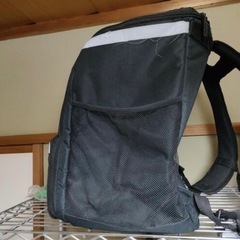 ウーバーイーツ　配達バックの画像
