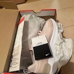 NIKE 新品　厚底スニーカー