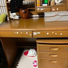 急募 学習机 勉強机 3台有ります。の画像