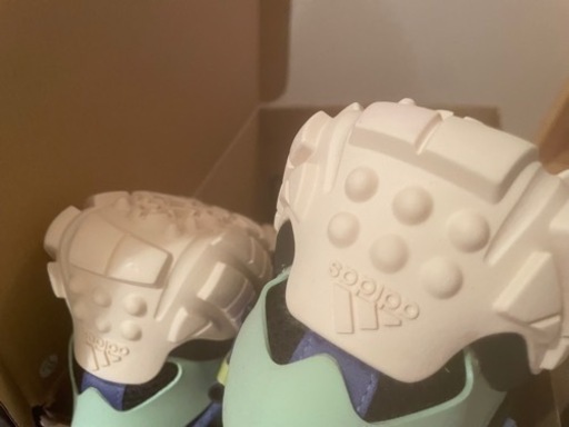スニーカー2足セット　adidas Reebok