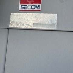 イナバガレージ　電動シャッターの画像