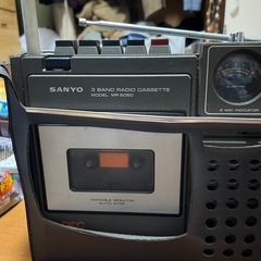 レトロSANYO MR-505C 3バンドラジオカセットの画像