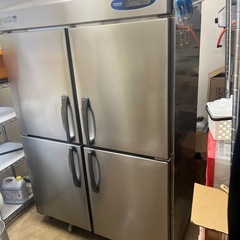 業務用冷藏庫4ドア
