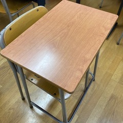 2月まで　学習机　椅子セット
