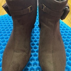 リボン付きブラウンショートブーツ（Sサイズ）『おまけ付き』の画像