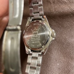 pinky wolman クォーツ腕時計 シルバーの画像