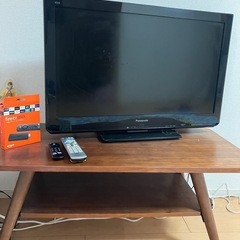32inch テレビ+fivetvStick+テレビ台の画像