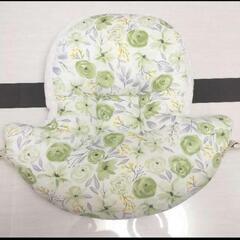 授乳用クッション グリーン花柄 U字型の画像